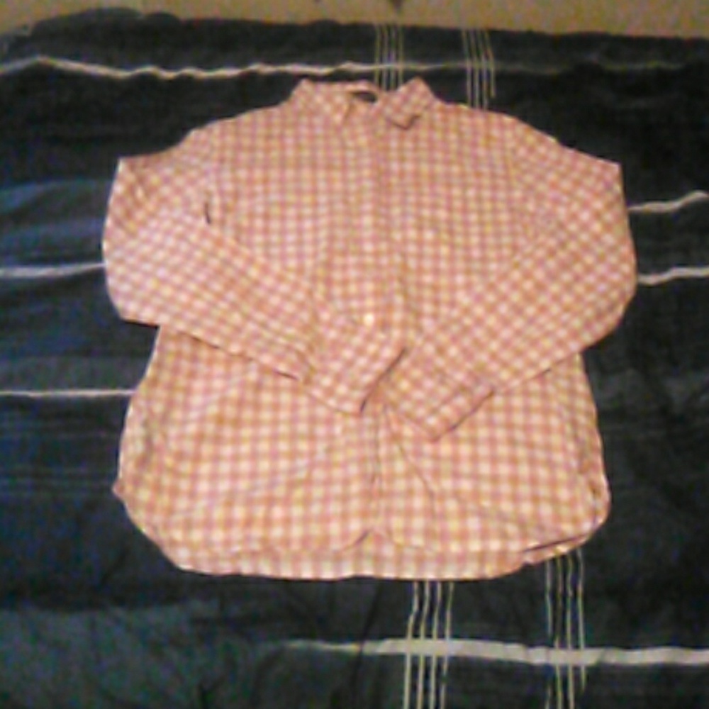 Womens plaid shirt